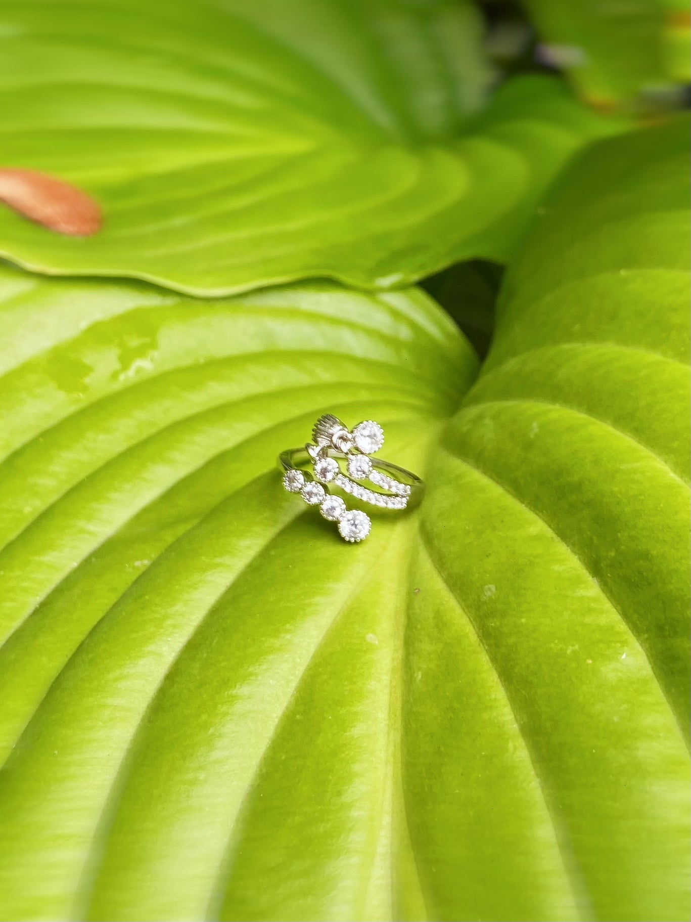 Crystal Tail Ring