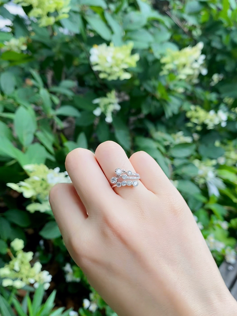 Crystal Tail Ring