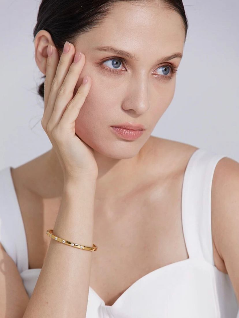Gold-plated Classic Crystal Bangle Bracelet