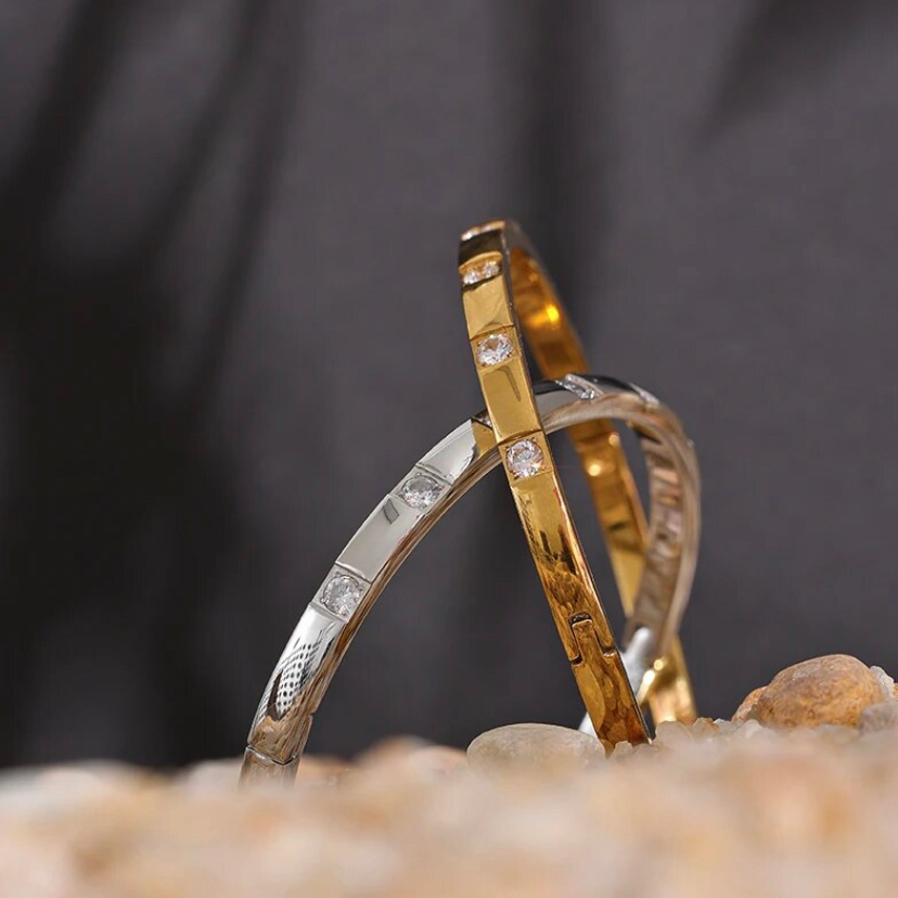Gold-plated Classic Crystal Bangle Bracelet