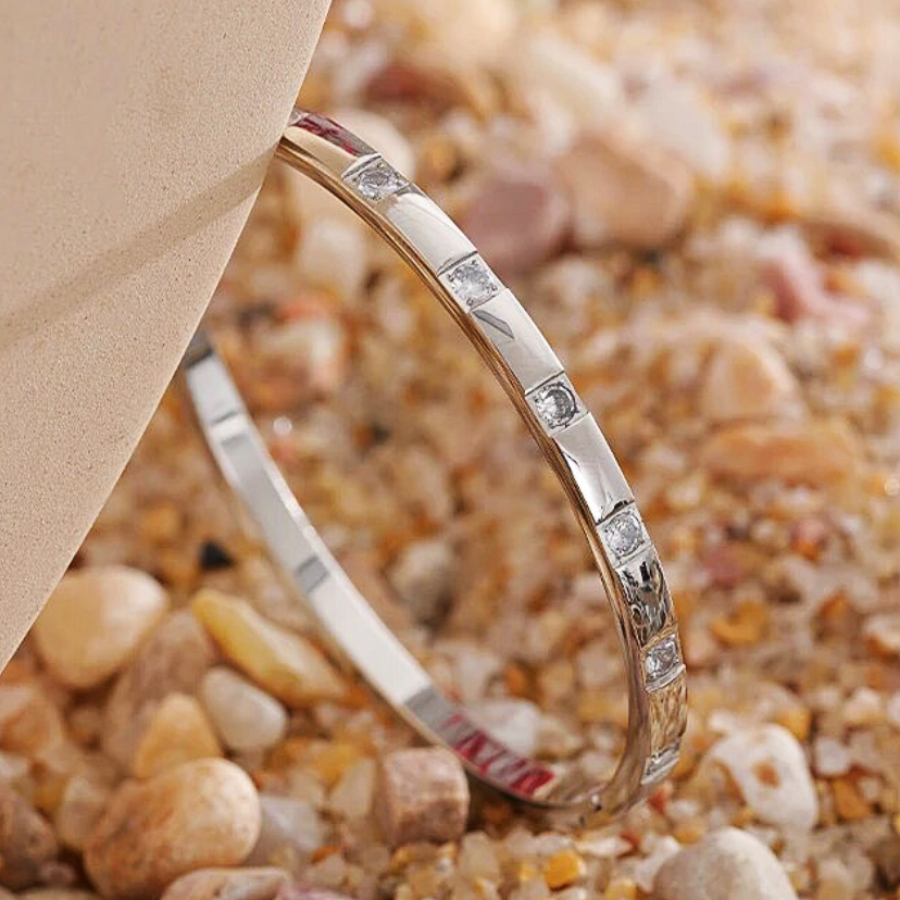 Gold-plated Classic Crystal Bangle Bracelet