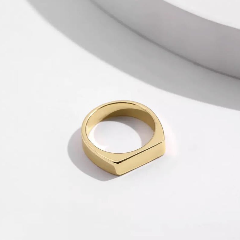Minimalist Design Chunky Ring