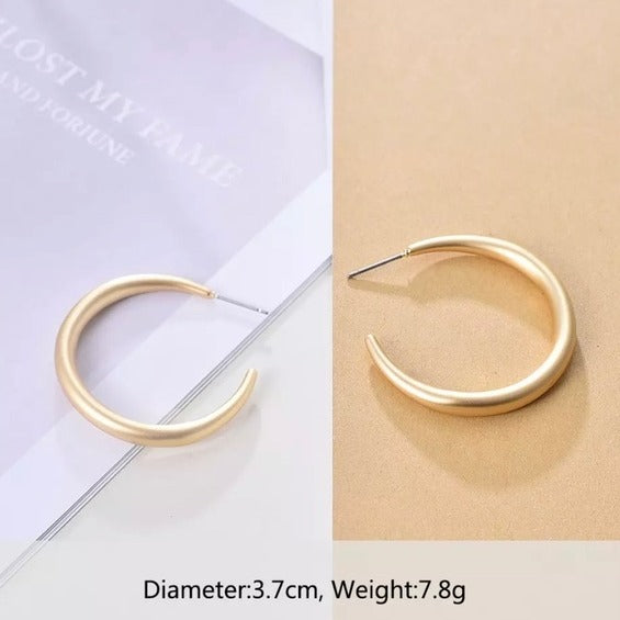 Minimalist Gold Hoop Earrings