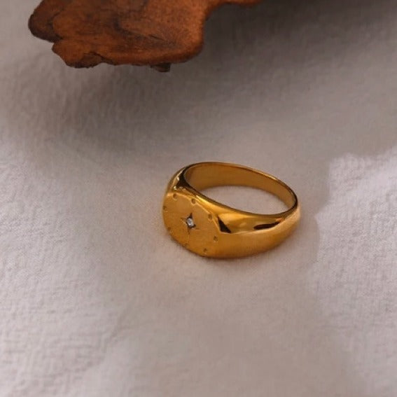 Gold-plated Star Signet Ring