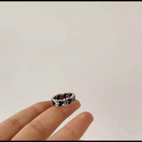Vintage Style Stacking Heart Ring - Black
