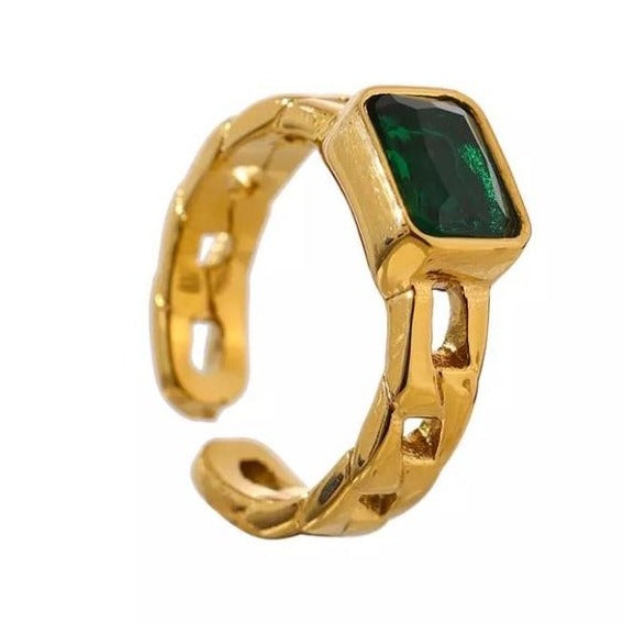 Gold Link Ring With Green Emerald