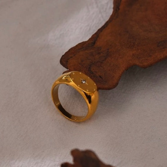 Gold-plated Star Signet Ring