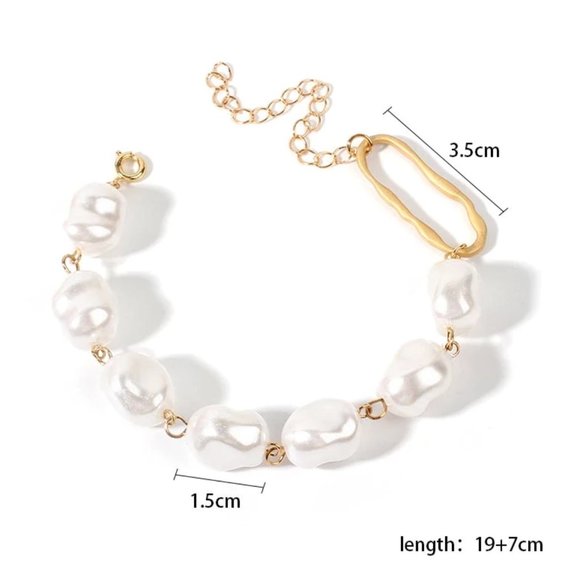 Baroque Style Irregular Faux Pearl Bracelet