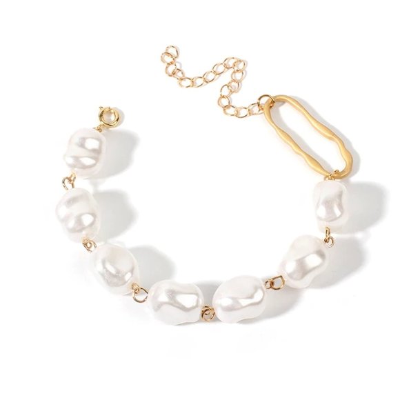 Baroque Style Irregular Faux Pearl Bracelet