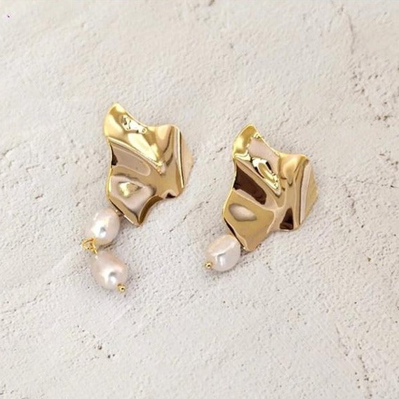 Irregular Shape Asymmetric Pearl Drop Earrings